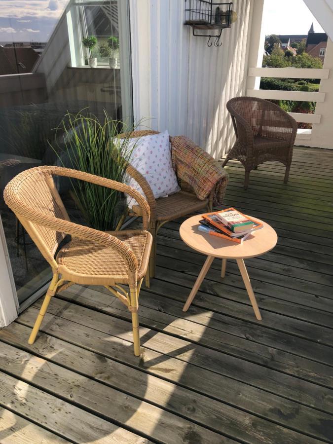 Dejligt Vaerelse Med Eget Bad Og Havudsigt Apartment Assens Exterior photo
